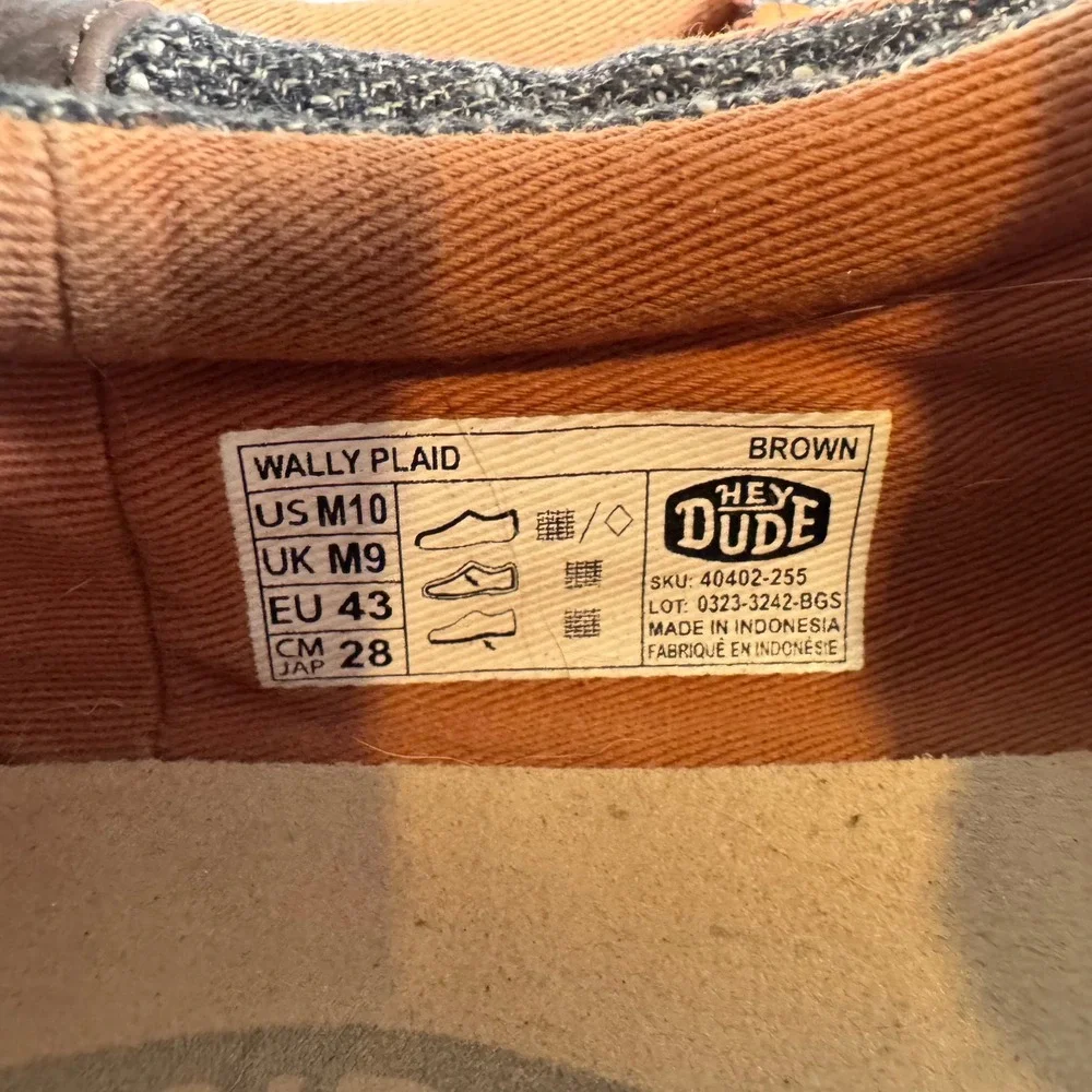 Hey Dude good used